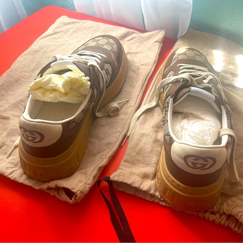 Authentic Gucci sneakers